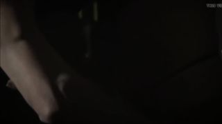 Мужик грубо ебёт стройную милфу во все дыры и заставляет её вылизывать его жопу